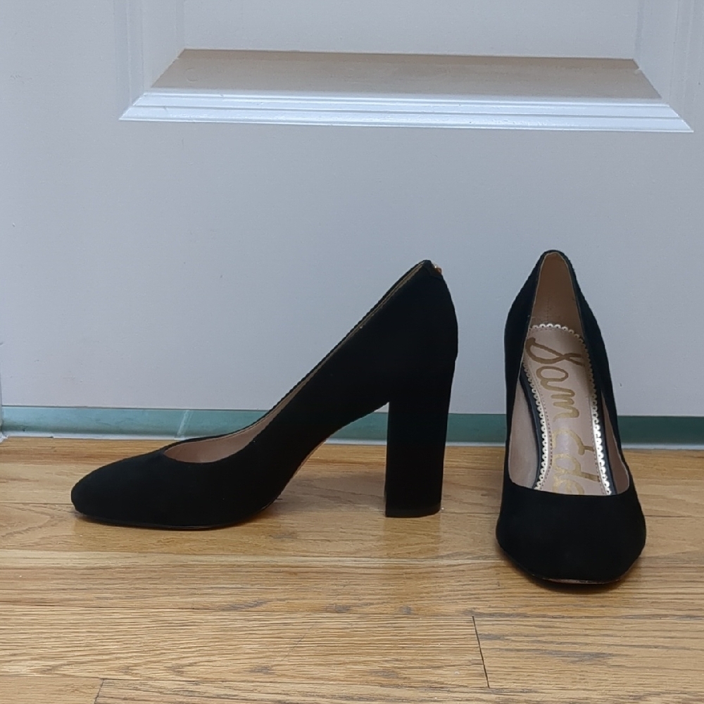 Sam Edelman Black Suede Heels - Picture 3 of 8